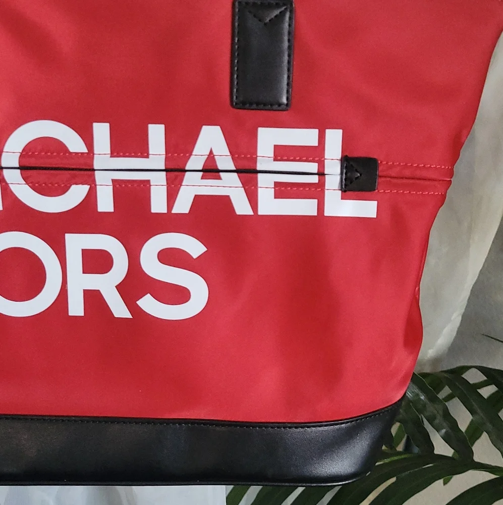Michael Kors reference purse wear